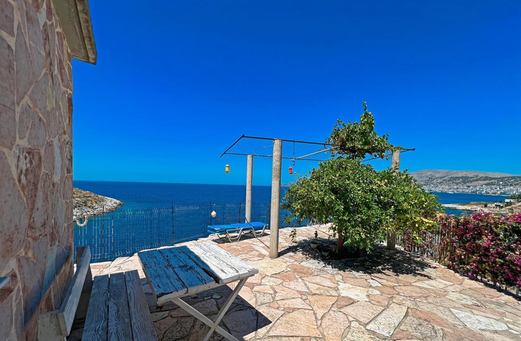 Prive Hill Saranda Villa Exterior photo